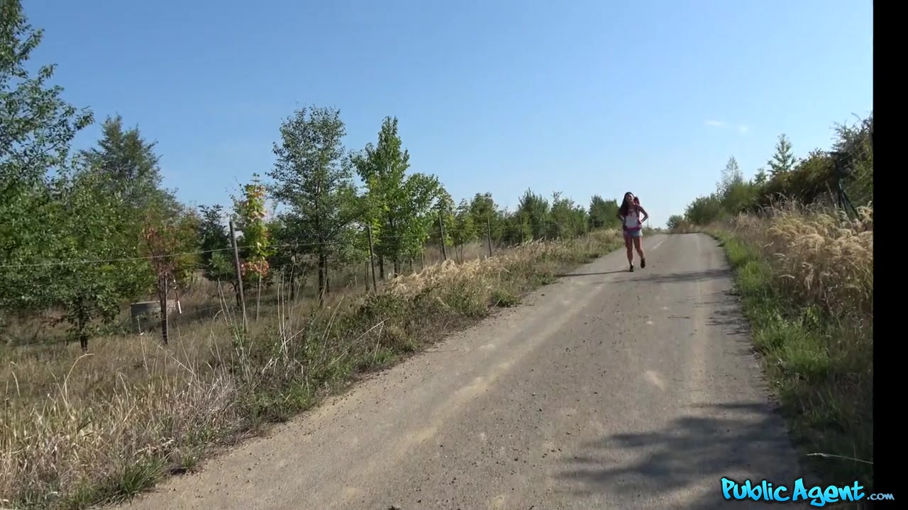 Порно видео - Пацан запикапил и вдул ну улице горячую азиатку с маленькой  грудью